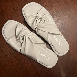 Sandal white